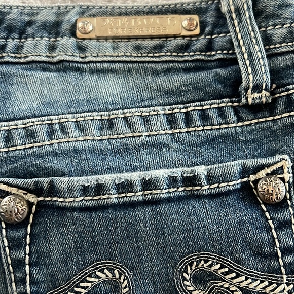 Express Rerock bootcut distressed jeans  size 10 short - Picture 5 of 8